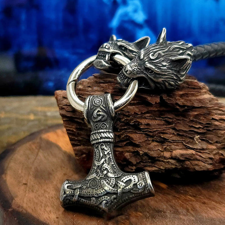 WorldNordische Wikinger-Halskette mit Wolf und Lederseil , Mjölnir