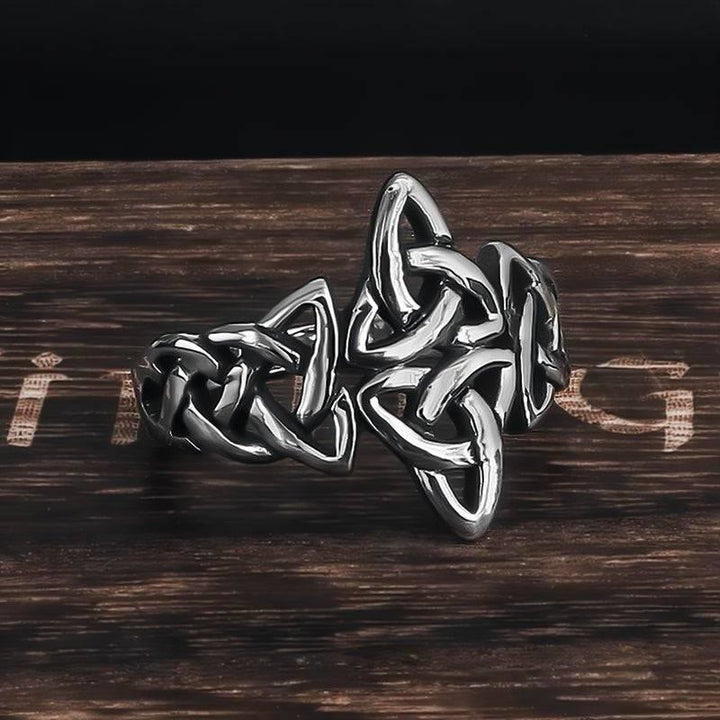 WorldNorse Keltischer Knoten Dreifachhorn Odins Ring