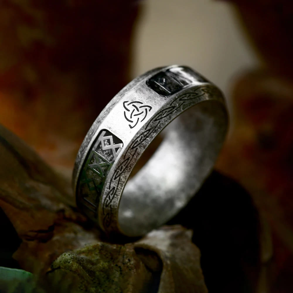 Weltnordischer keltischer Triquetra Knotenring