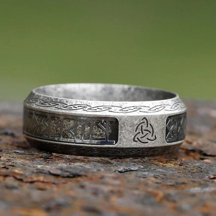 Weltnordischer keltischer Triquetra Knotenring