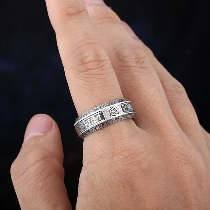 Weltnordischer keltischer Triquetra Knotenring