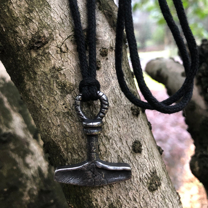 WorldNorse Viking Mjölnir Amulett Thors Hammer Halskette