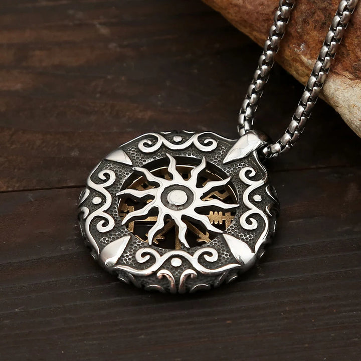 WorldNorse Nordische Rune Halskette mit hohlem Vegvisir