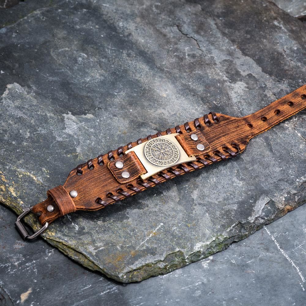 WorldNorse Armmanschette aus echtem Leder mit Schnalle , Vegvisir Metallarmband