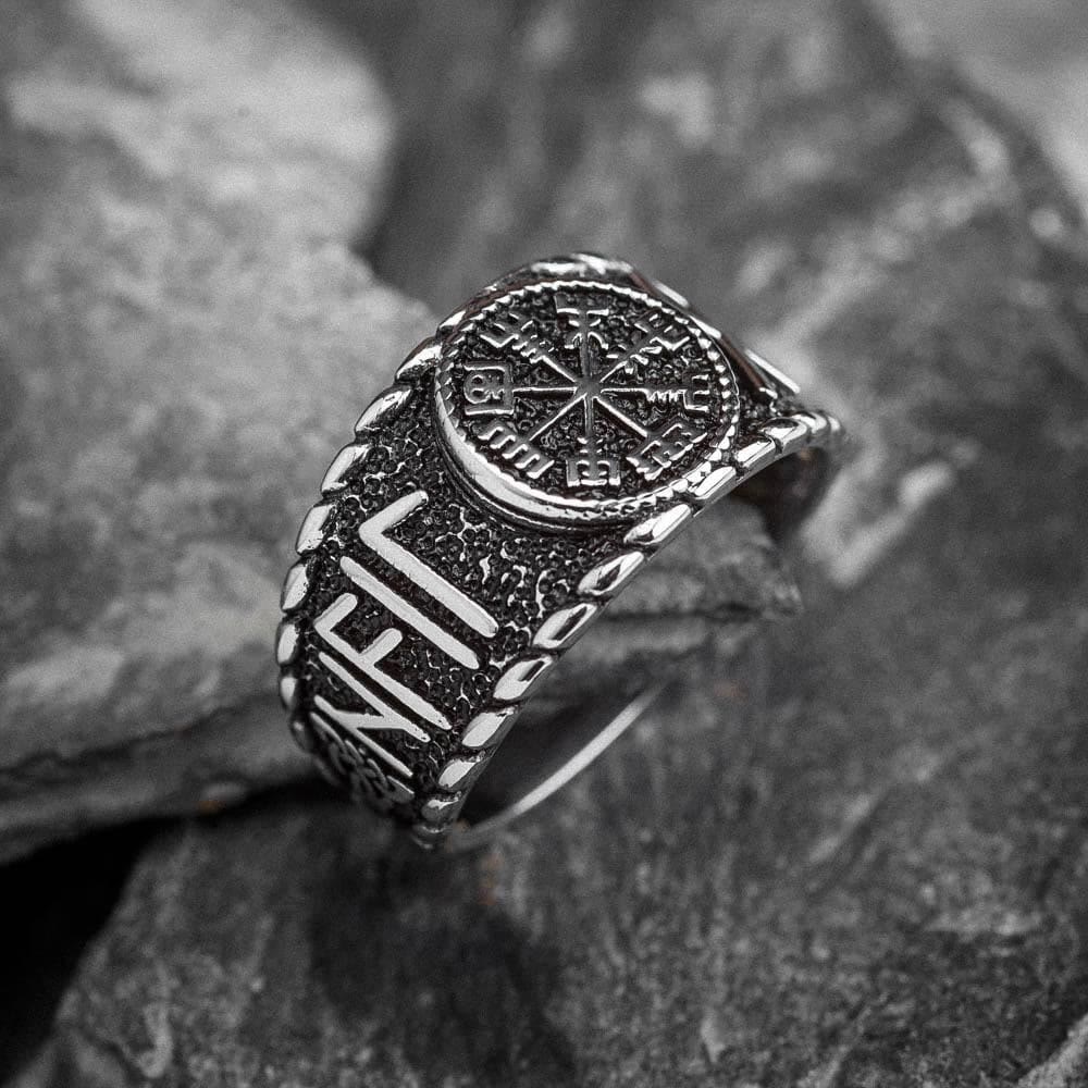 WorldNorse Wikingerring aus Edelstahl mit Vegvisir und Runen
