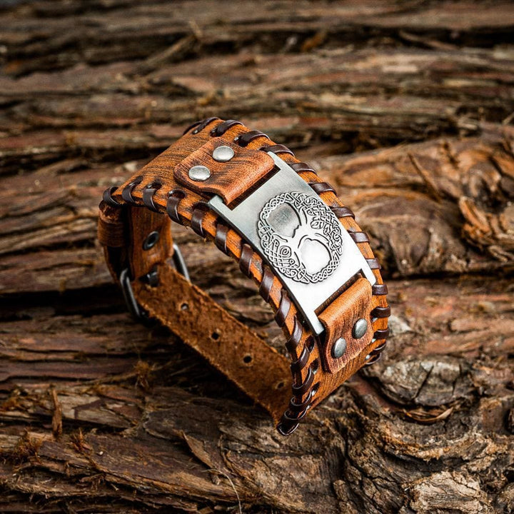 WorldNorse Armreif aus echtem Leder mit Schnalle und Yggdrasil -Metallarmband