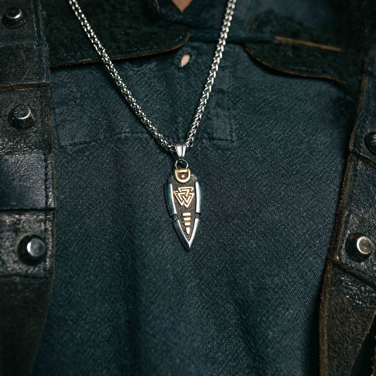 WorldNorse Massive doppelseitige Halskette mit Odins Speer und Valknut -Amulett