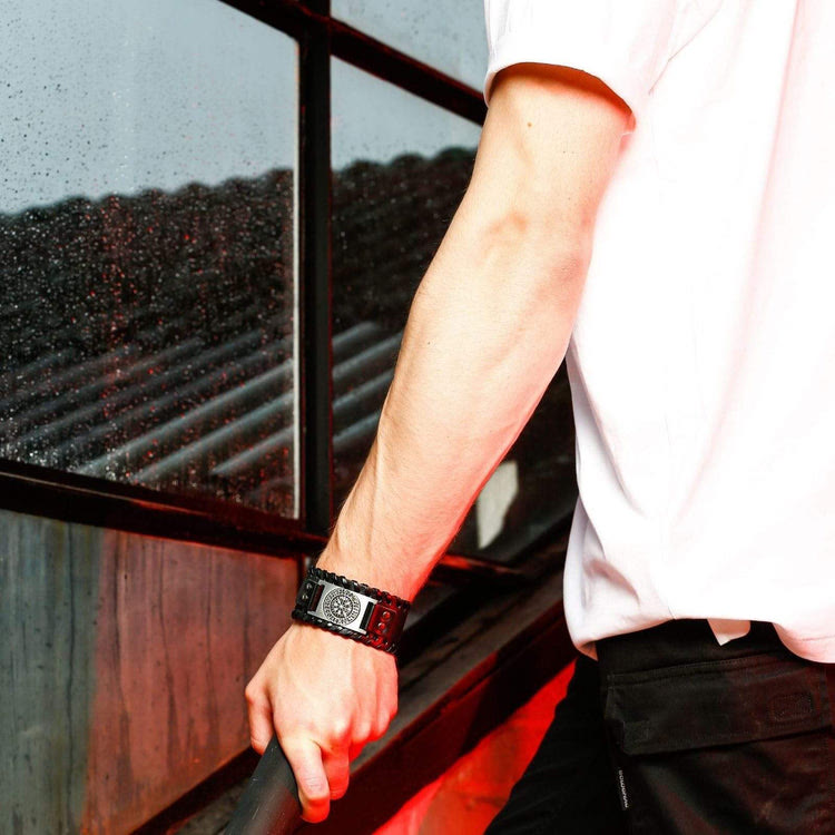 WorldNorse Armmanschette aus echtem Leder mit Schnalle , Vegvisir Metallarmband - image 1