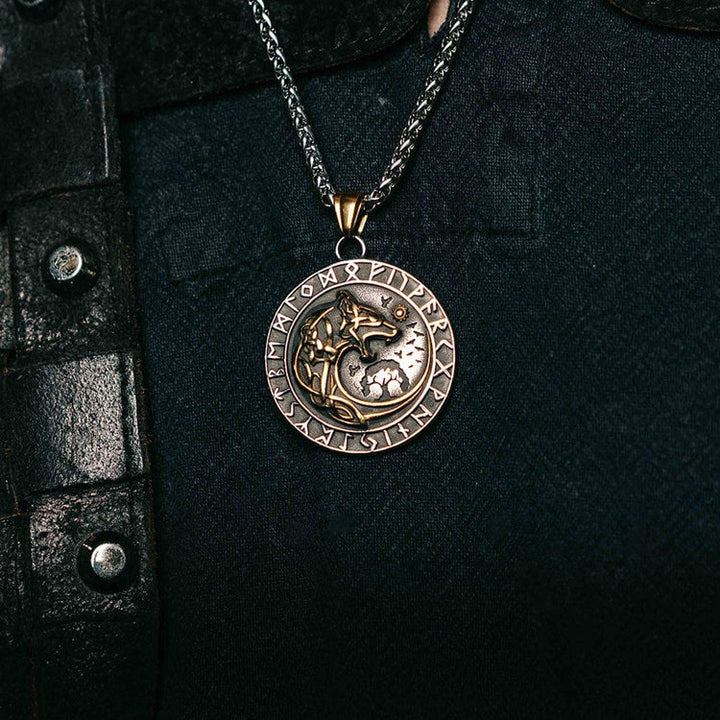WorldNorse Wolf - Rune Halskette mit Wikinger- Fenrir
