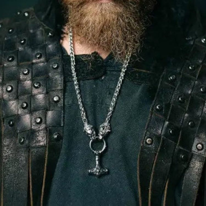 WorldNorse Vintage Wikinger Mjölnir mit Wölfen Halskette & Armband