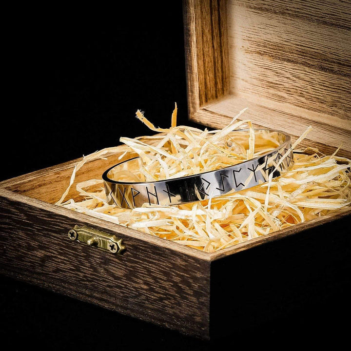 WorldNorse Nordische Rune -Armband aus Edelstahl