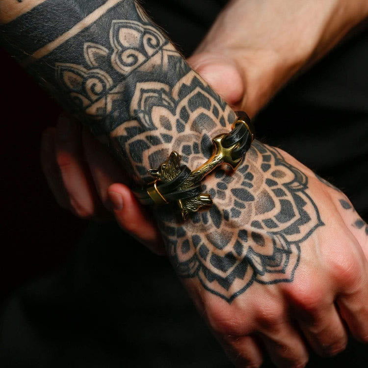 WorldNorse Wolf Fenrirs Kopf im Lederarmband