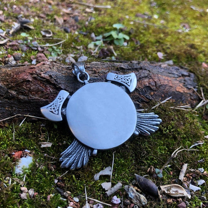 WorldNorse Zweifarbiger Raven mit Axt Legendäre Halskette