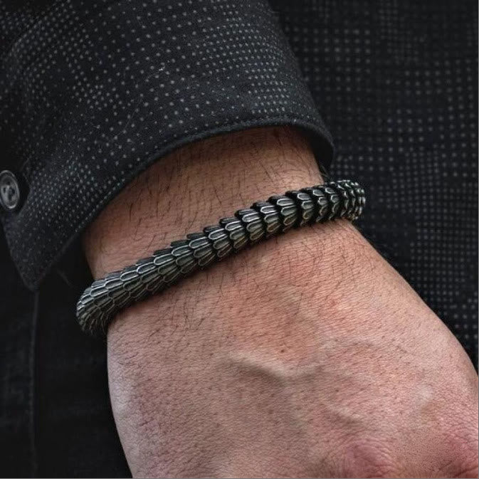 WorldNorse Retro-Armreif mit Schlangenschuppen, Schwarz