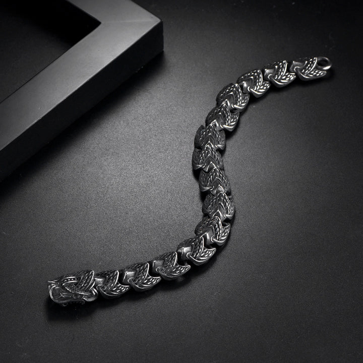 WorldNorse Das vergoldete Wikingerarmband mit Schlangenschuppen