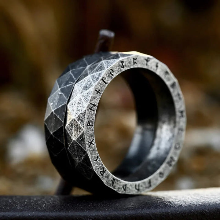 WorldNorse Viking Rune Vintage Diamant-Ring