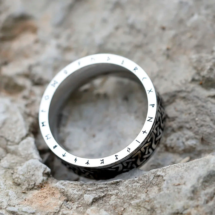 WorldNorse Wikinger- Rune -Ring aus Edelstahl