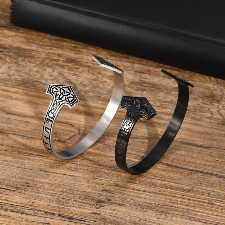 WorldNorse Mjölnir Keltischer Knoten Armreif Rune