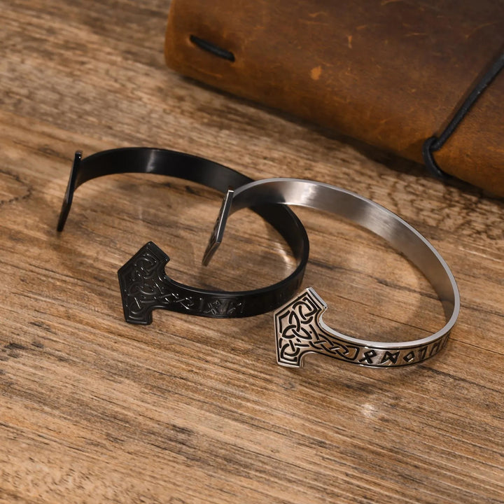 WorldNorse Mjölnir Keltischer Knoten Armreif Rune