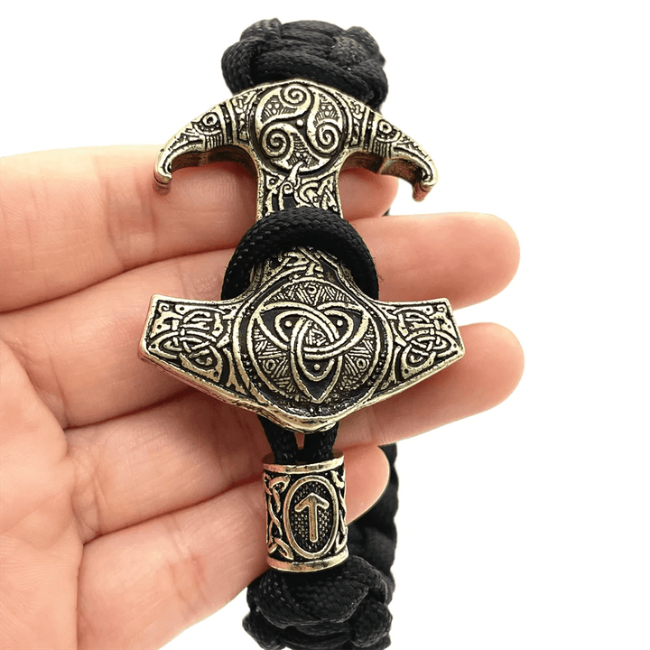 WorldNorse Odin Rune Bead Thor Hammer Mjölnir Armband