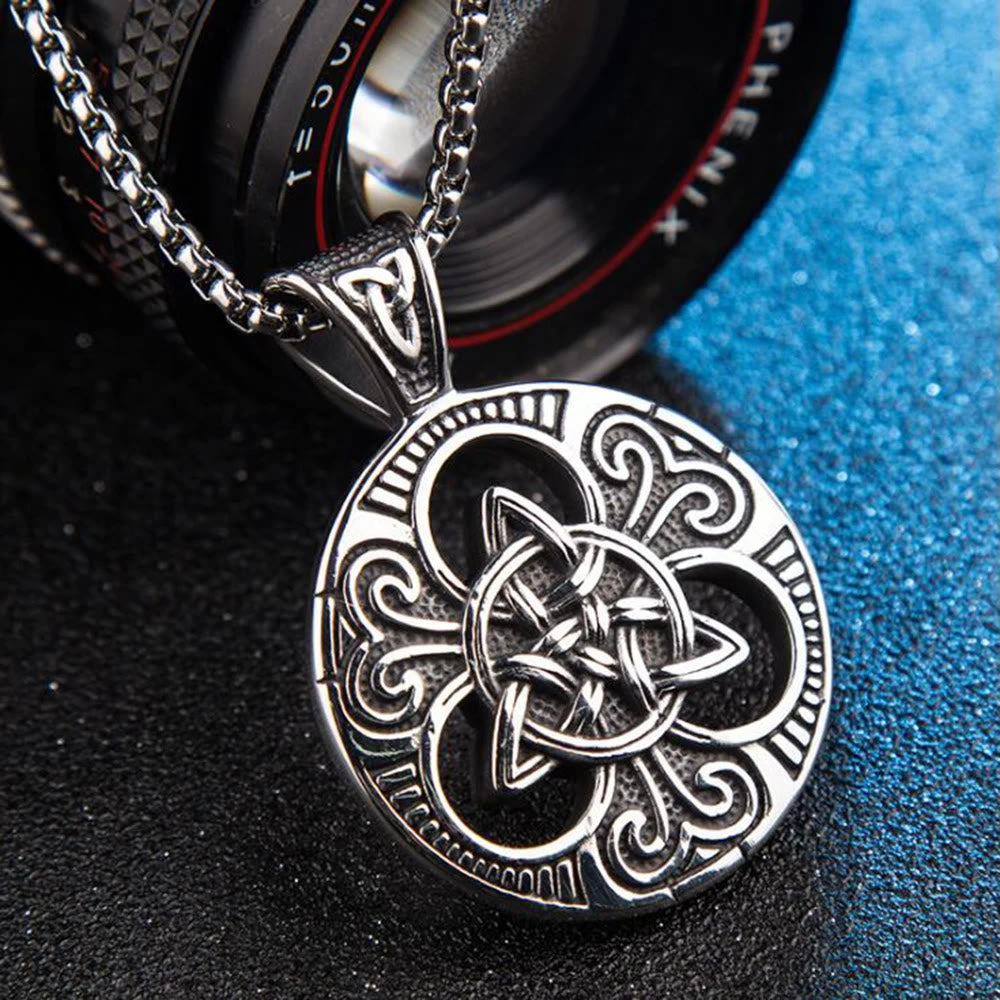 WorldNorse Klassische Keltischer Knoten Triquetra Halskette