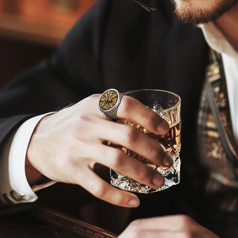 WorldNorse Ring aus 925er Sterlingsilber mit Vegvisir Totenkopf-Intarsien - image 3