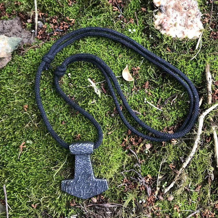 WorldNorse - Handgeschmiedete Thorshammer-Halskette