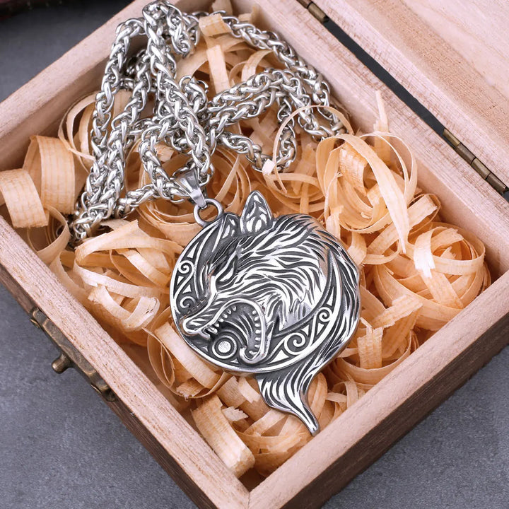 WorldNorse – Halskette mit heulender Wolf