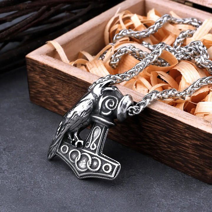 WorldNorse Raven mit Anhänger „Thors Hammer“
