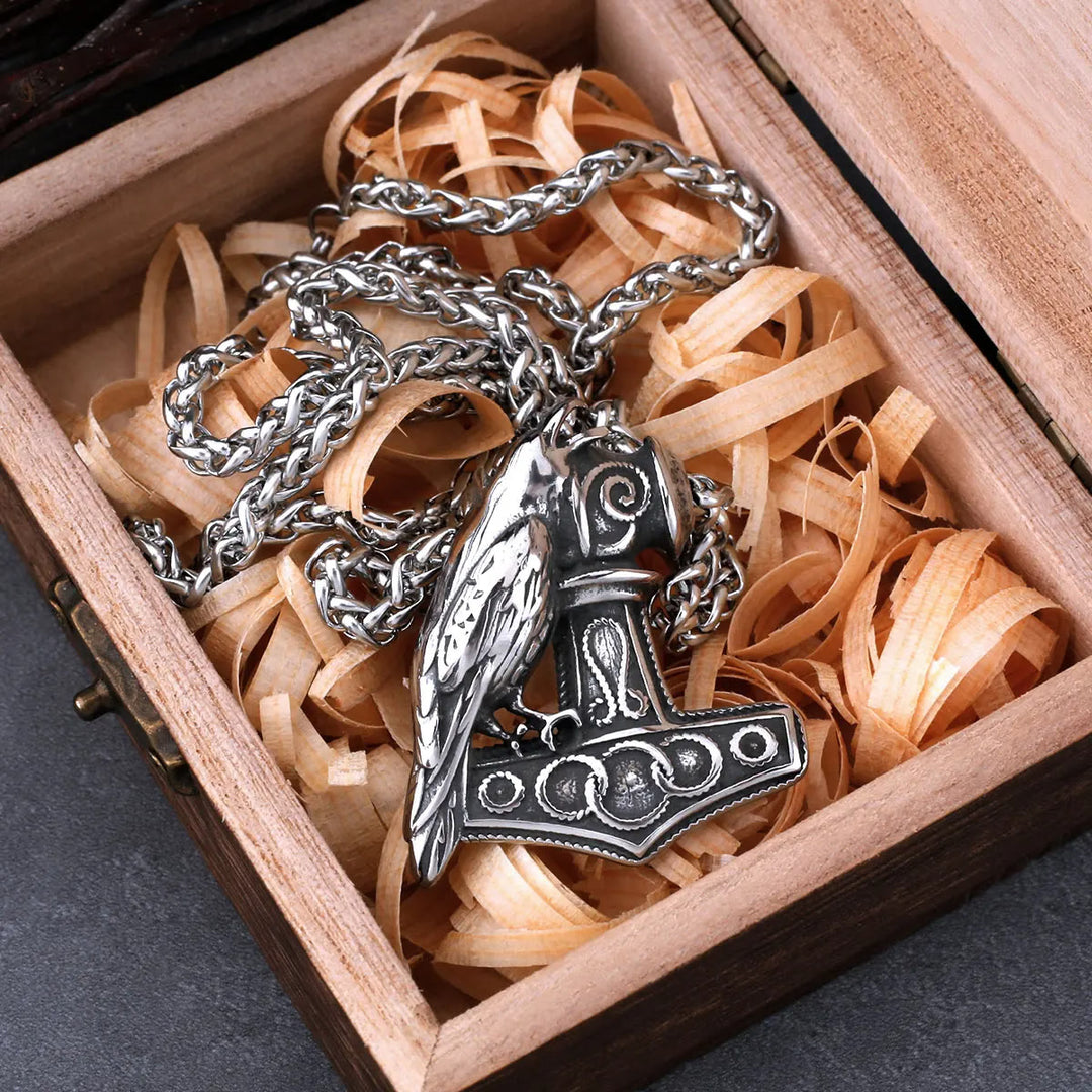 WorldNorse Raven mit Anhänger „Thors Hammer“