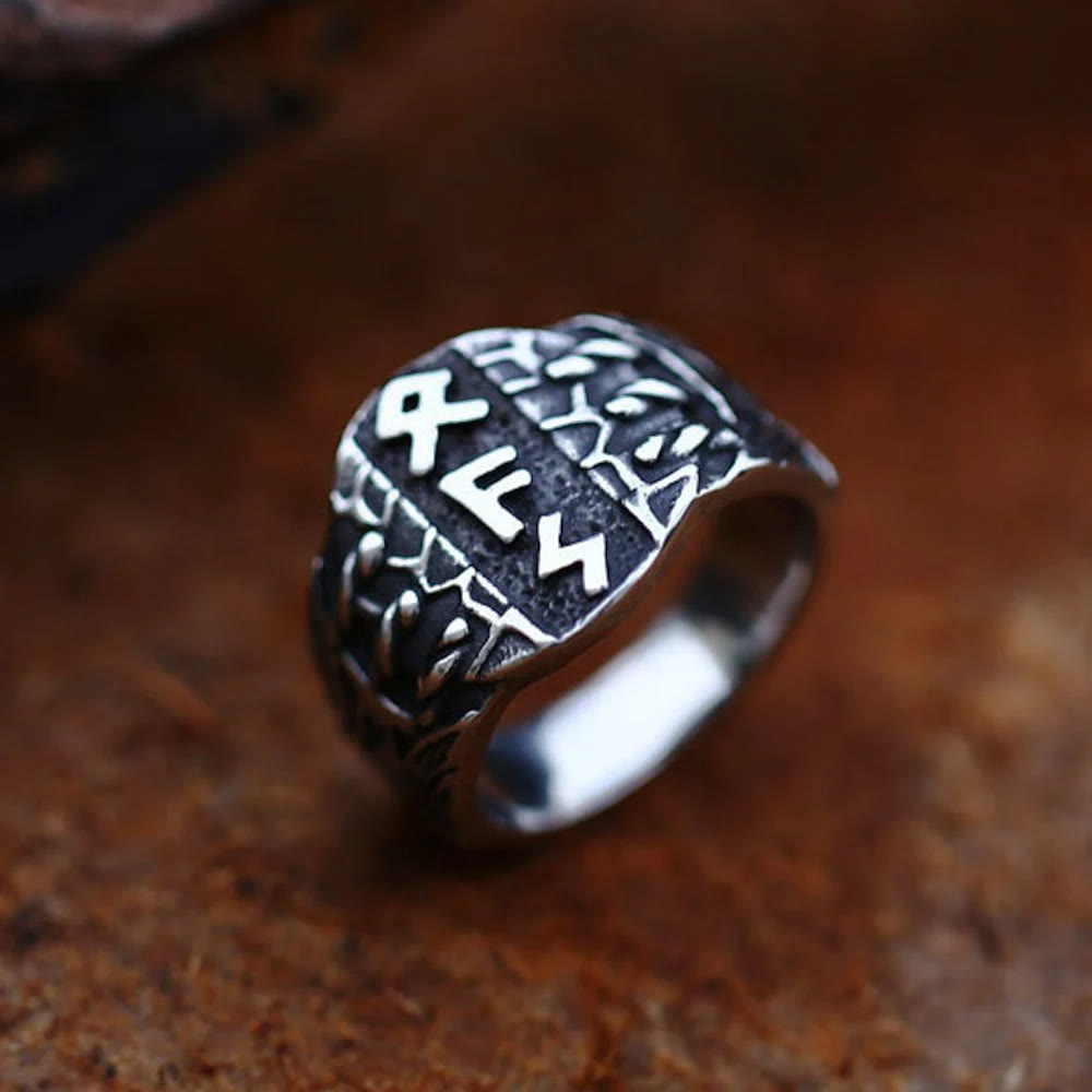 WorldNorse Handgefertigter Odin-Runenring