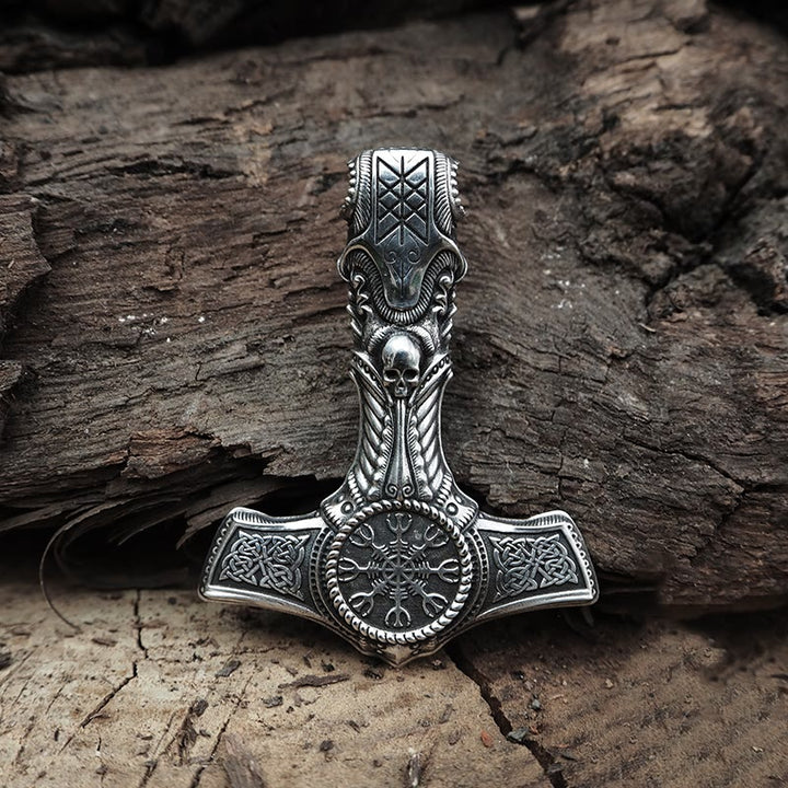 WorldNorse Halskette mit Totenkopf und Wikingersymbol aus 925er Sterlingsilber