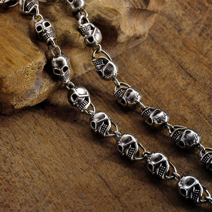 WorldNorse – Versilberte Halskette mit Totenkopf
