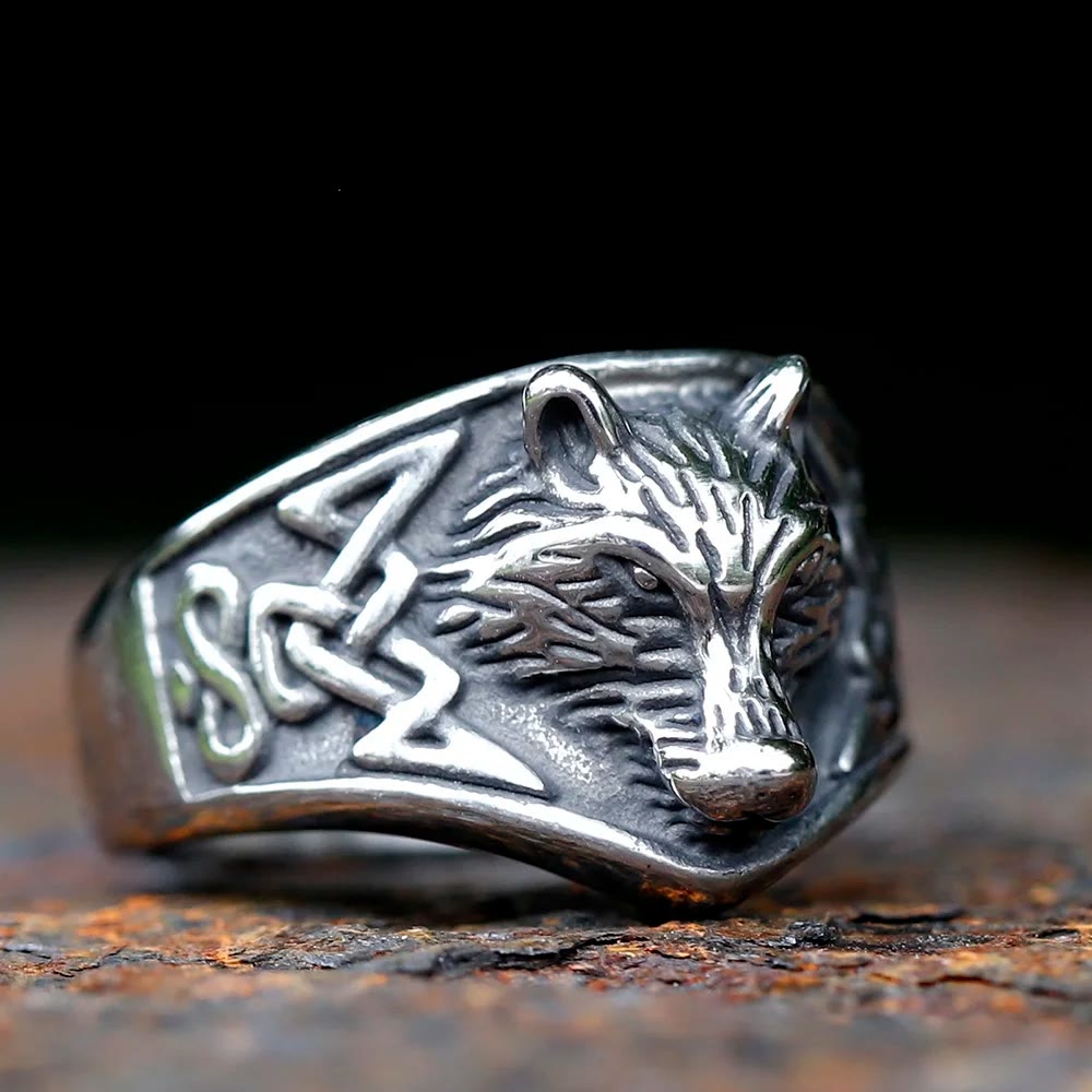 WeltNordischer dominanter Wolf