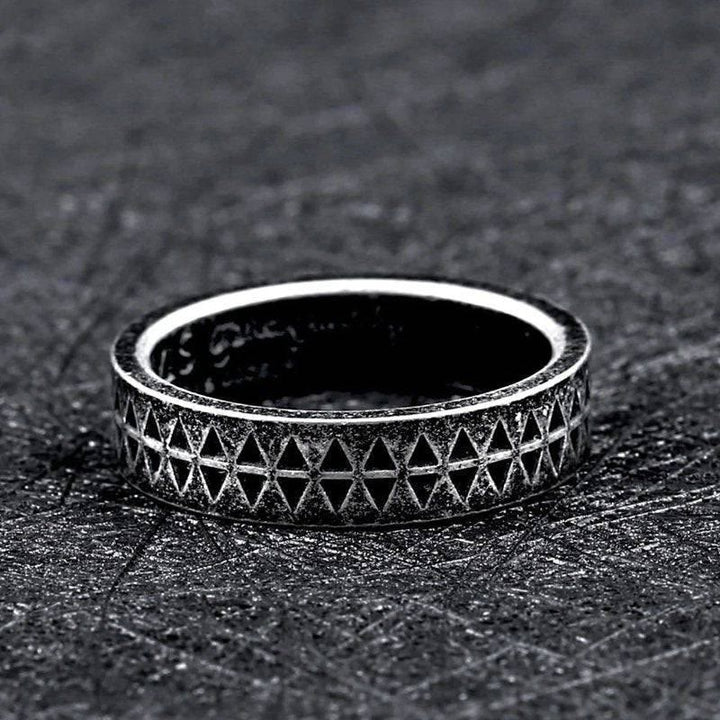 WorldNordischer Edelstahlring mit Sägezahnmuster
