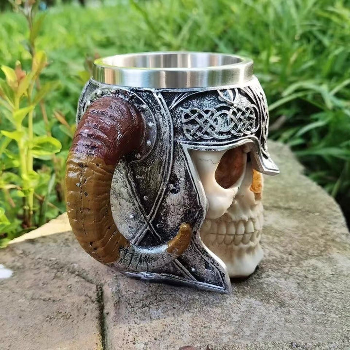 WorldNorse Bierkrug mit Totenkopf und gekreuzten Knochen