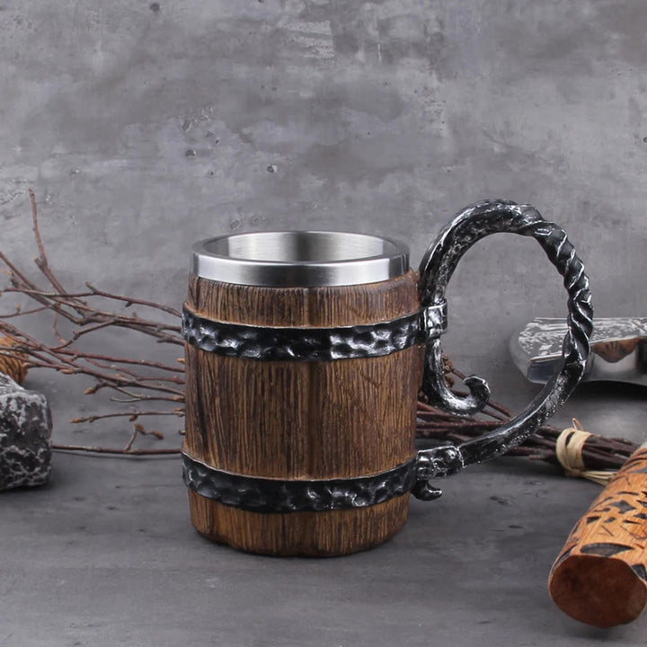 WorldNorse Bierkrug im Wikinger-Holzstil