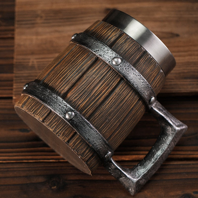 WorldNorse Bierkrug im Wikinger-Holzstil