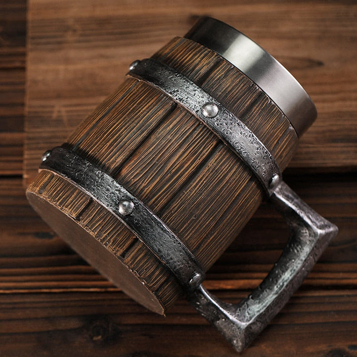 WorldNorse Bierkrug im Wikinger-Holzstil