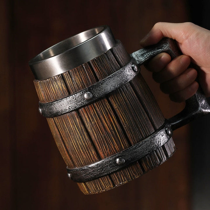 WorldNorse Bierkrug im Wikinger-Holzstil