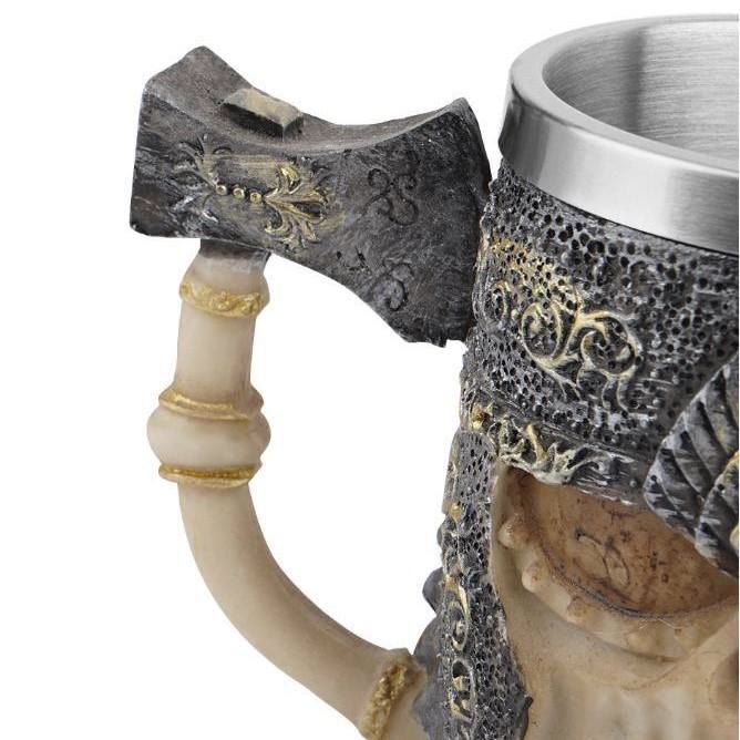 Tasse mit nordischem Wikinger-Totenkopf-Krieger