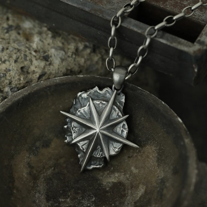 WorldNorse Polaris-Halskette aus 999er Sterlingsilber
