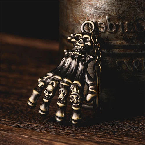 WorldNorse Totenkopf Geisterkopf Totenkopf Klaue Hand Schlüsselanhänger - image 4