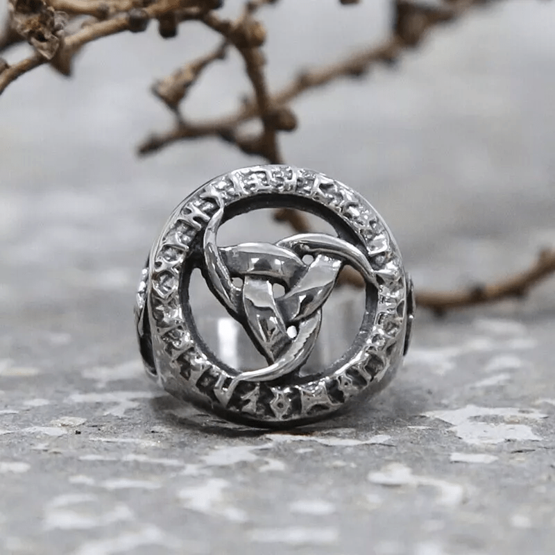 WorldNordischer Ring mit dem Dreifaches Horn von Odin