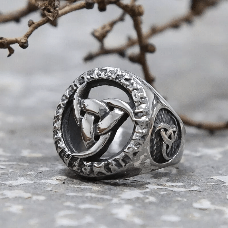 WorldNordischer Ring mit dem Dreifaches Horn von Odin
