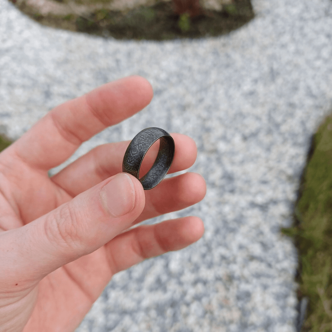 WorldNorse Viking Rune Edelstahl klassischer Ring