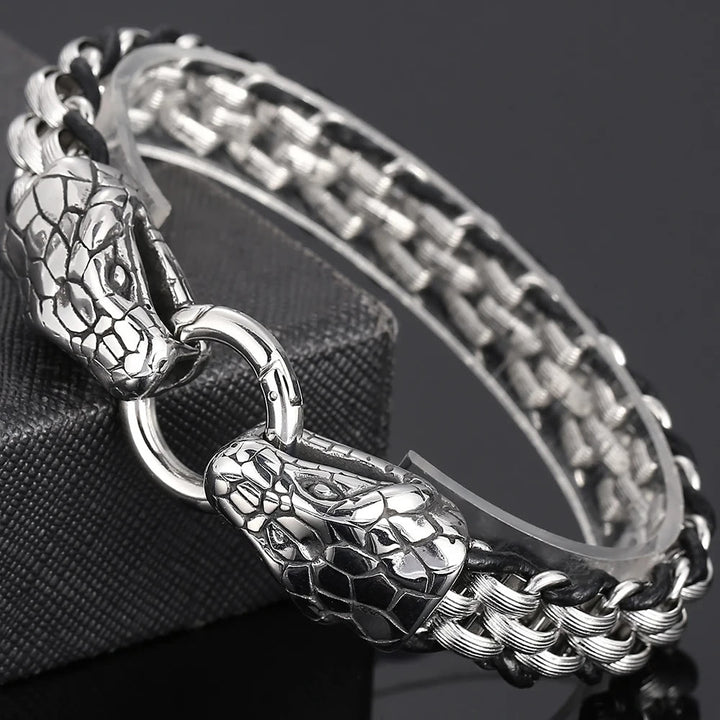 WorldNorse Geflochtenes Lederarmband mit Schlangenkopfschnalle