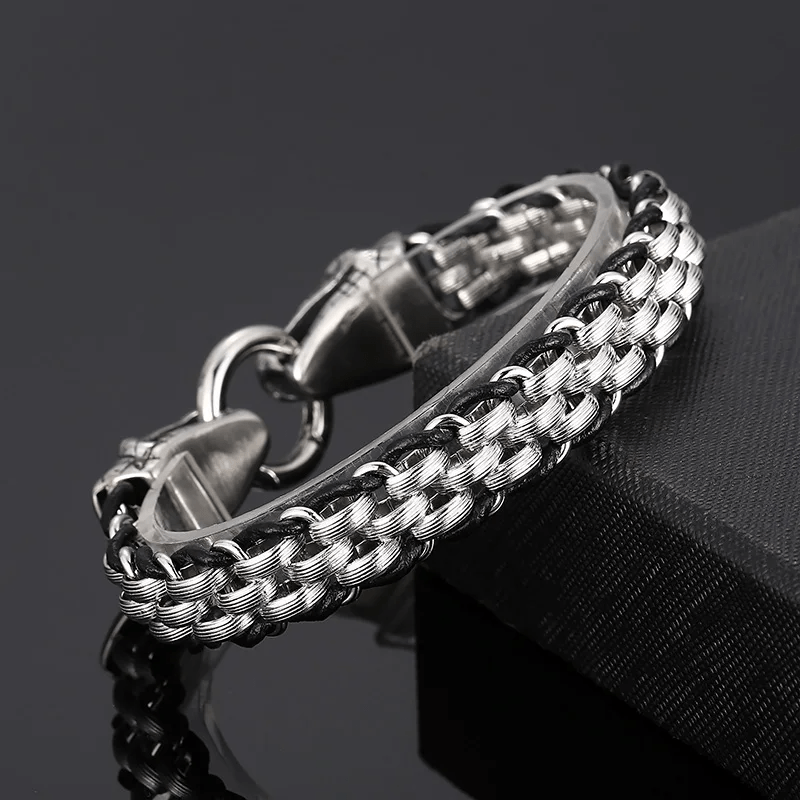 WorldNorse Geflochtenes Lederarmband mit Schlangenkopfschnalle