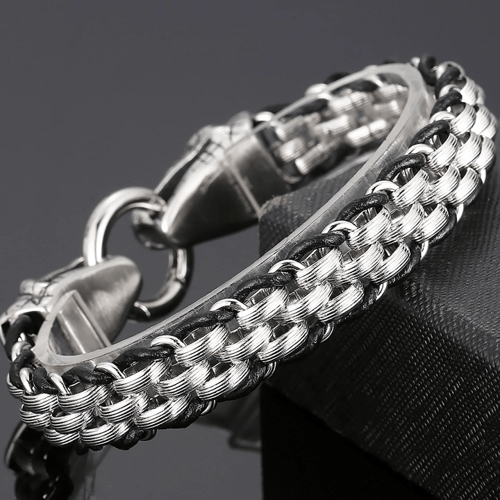 WorldNorse Geflochtenes Lederarmband mit Schlangenkopfschnalle