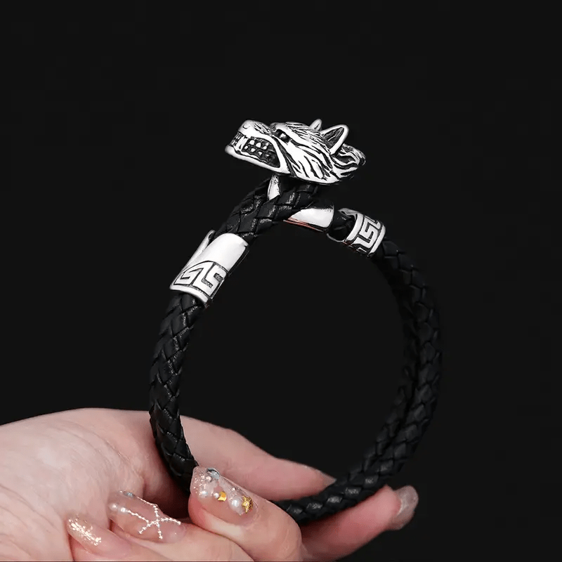 WorldNorse Wolf -Doppelarmband aus geflochtenem Leder